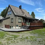 Vila Totalrenovert Enebolig I Rolige Omgivelser