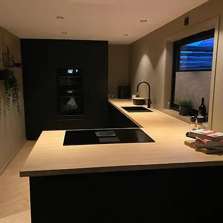 Totalrenovert Enebolig I Rolige Omgivelser * تروندهايم